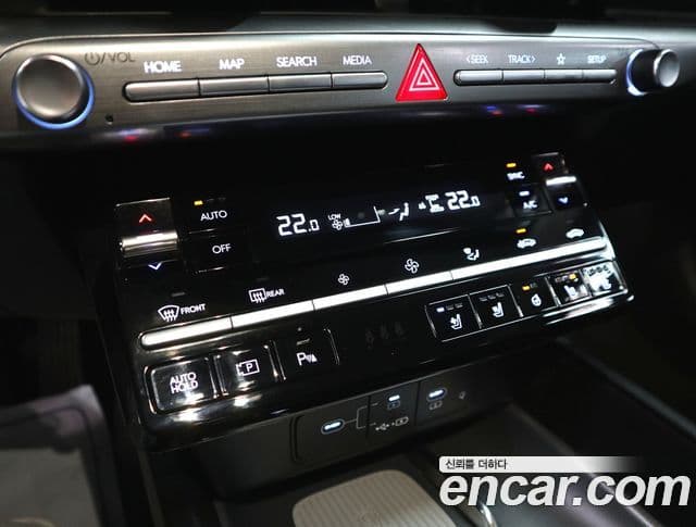 Hyundai Grandeur 2023 — ფოტო 12/20