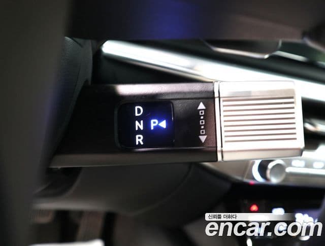 Hyundai Grandeur 2023 — ფოტო 13/20