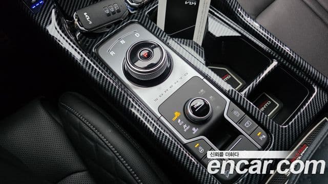 Kia Sorento 2021 — Фото 9/20