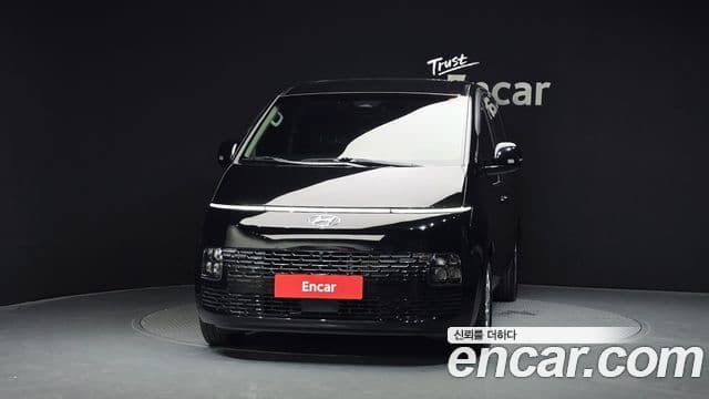 Hyundai Staria 2022 — ფოტო 3/20