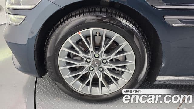Genesis Electrified G80 2023 — фото 5 из 20