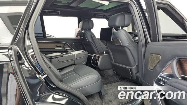 Land Rover Range Rover 2022 — фото 12 из 20