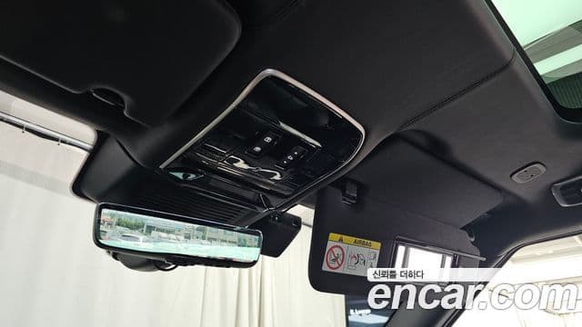 Land Rover Range Rover 2022 — Photo 37/40