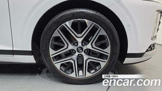 Hyundai Grandeur Hybrid 2024 — Photo 29/34
