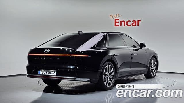 Hyundai Grandeur 2023 — Şəkil 2/20