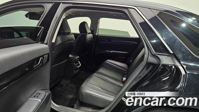 Hyundai Grandeur 2023 — Şəkil 12/20