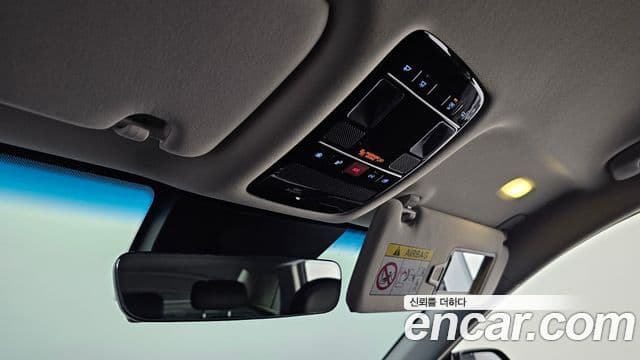 Hyundai Grandeur Hybrid 2023 — Şəkil 28/35