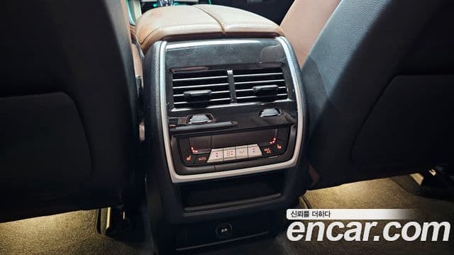 BMW X5 2022 — Photo 24/32