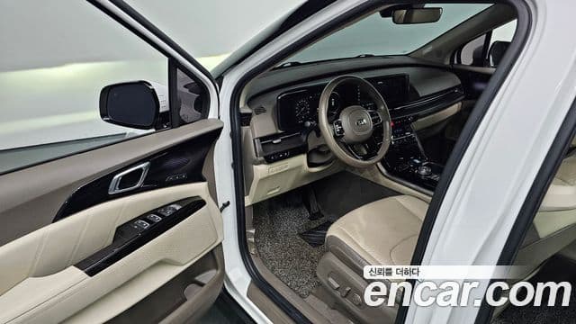Kia Carnival 2020 — Фото 10/20