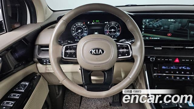 Kia Carnival 2020 — Фото 13/20