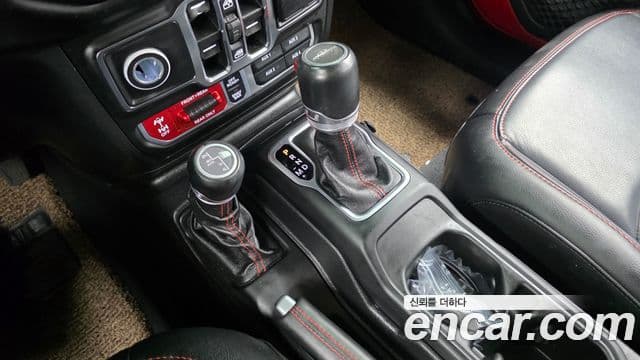 Jeep Gladiator 2021 — Şəkil 9/20