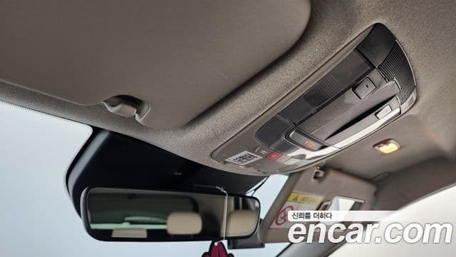 Kia Niro 2022 — Фото 20/20