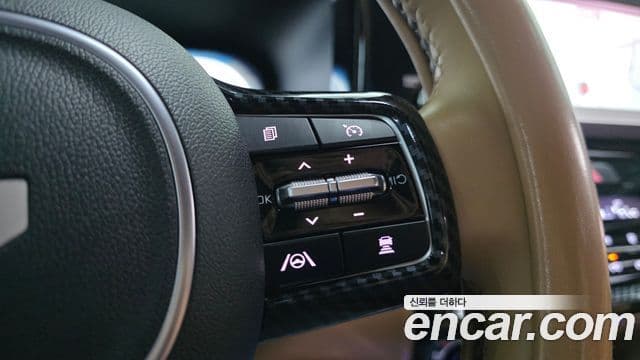 Kia Sorento 2022 — ფოტო 18/20