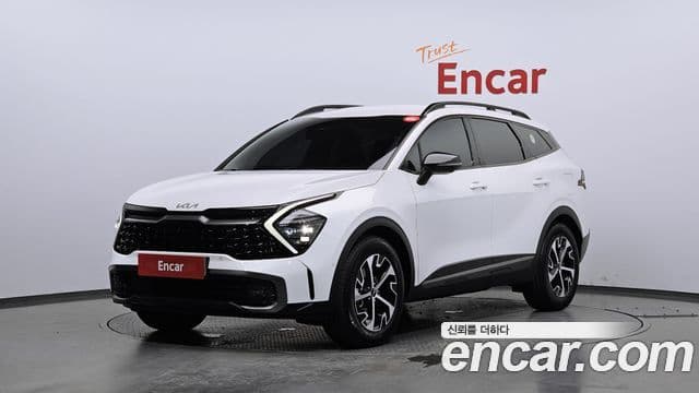 Kia Sportage 2021 — Фото 1/20