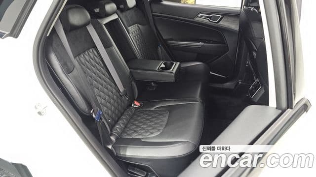 Kia Sportage 2021 — Фото 17/20