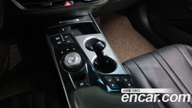 Kia K8 2021 — ფოტო 7/20