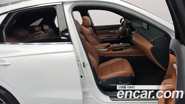 Genesis GV70 2022 — Photo 11/31