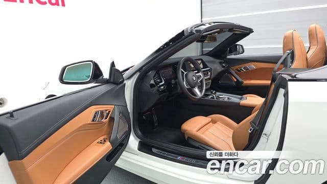 BMW Z4 2023 — Şəkil 10/20