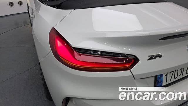 BMW Z4 2023 — Photo 7/35