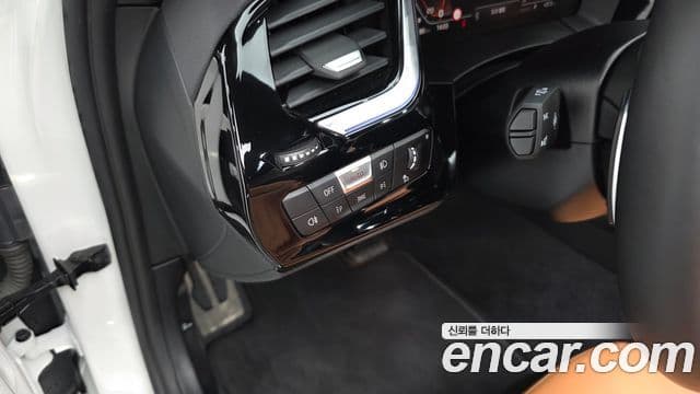 BMW Z4 2023 — Photo 9/35