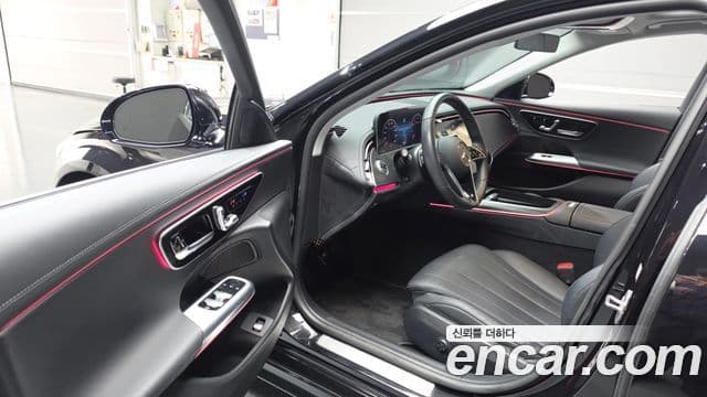 Mercedes-Benz E-Class 2024 — ფოტო 10/20