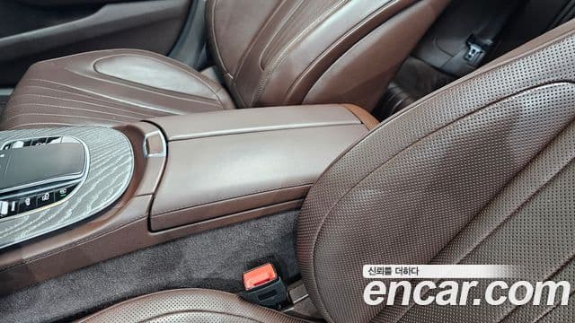 Mercedes-Benz CLS-Class 2021 — Photo 32/34