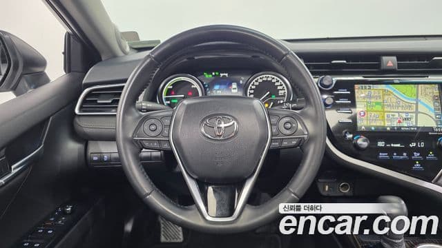 Toyota Camry 2018 — Şəkil 5/20