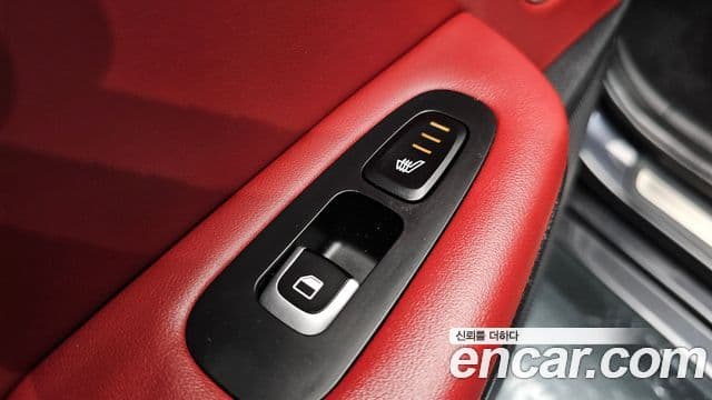 Kia Stinger 2018 — ფოტო 19/20
