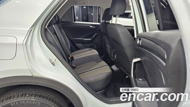 Volkswagen T-Roc 2021 — ფოტო 12/20