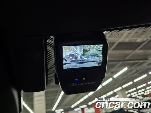 Lexus RX350h 2025 — Şəkil 19/20