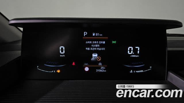 Hyundai Staria 2023 — Фото 8/20