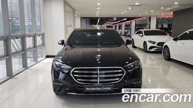 Mercedes-Benz E-Class 2025 — ფოტო 2/18