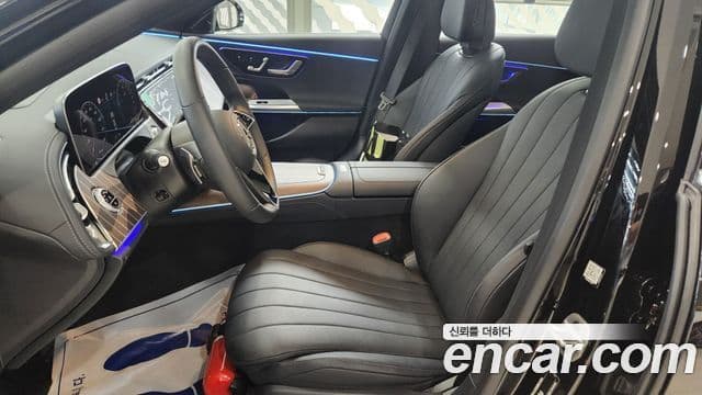 Mercedes-Benz E-Class 2025 — ფოტო 11/18