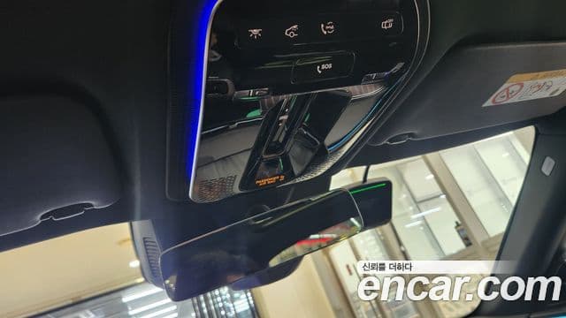 Mercedes-Benz E-Class 2025 — ფოტო 18/18