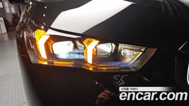 BMW 5 Series 2025 — Photo 16/34