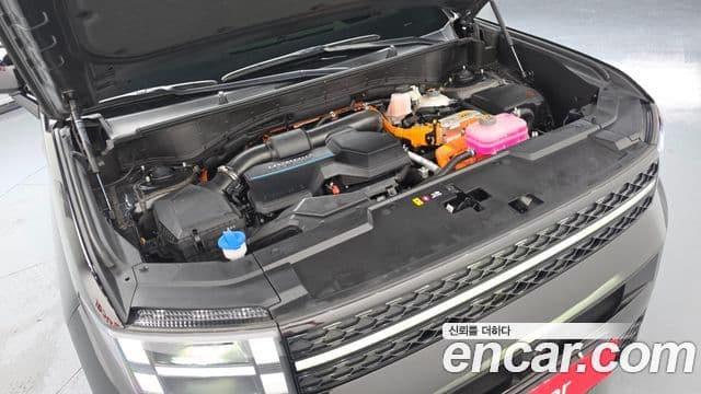 Hyundai Santa Fe 2024 — ფოტო 5/20