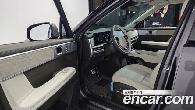 Hyundai Santa Fe 2023 — фото 10 из 20