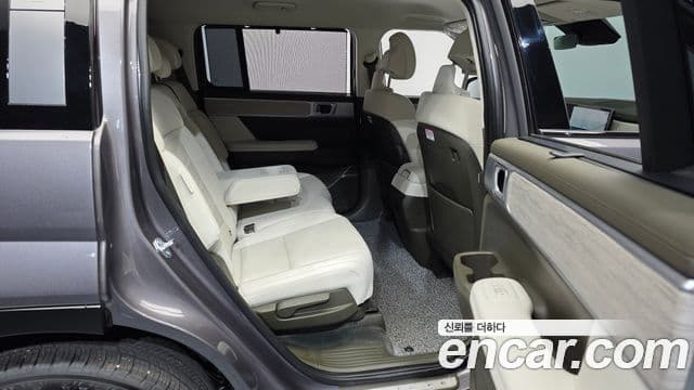 Hyundai Santa Fe 2023 — ფოტო 12/20