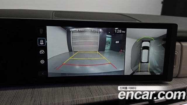 Hyundai Santa Fe 2023 — фото 16 из 20
