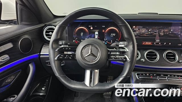 Mercedes-Benz E-Class 2020 — Фото 13/20