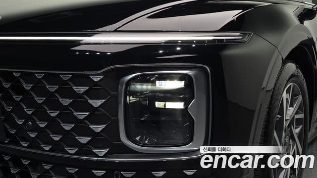 Hyundai Grandeur Hybrid 2023 — ფოტო 9/33