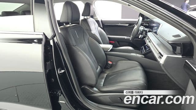 Hyundai Grandeur Hybrid 2023 — ფოტო 33/33