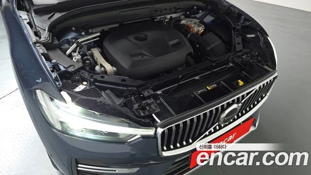 Volvo XC60 2024 — ფოტო 6/20