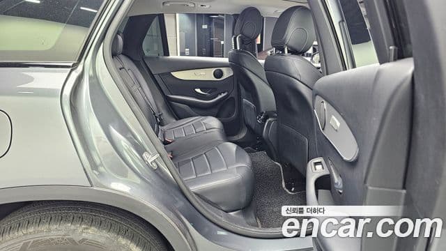 Mercedes-Benz GLC-Class 2019 — Şəkil 12/20