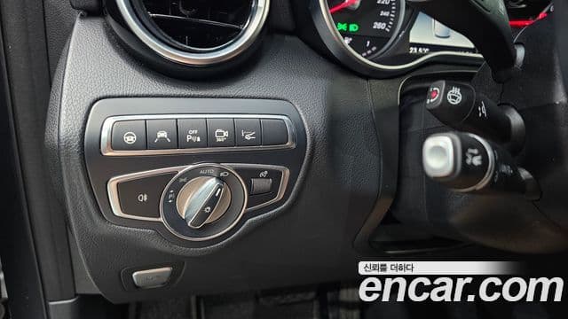 Mercedes-Benz GLC-Class 2019 — Şəkil 16/20