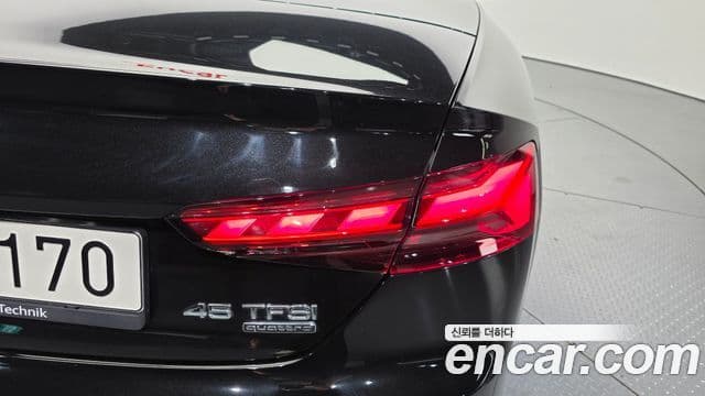 Audi A5 2022 — ფოტო 19/37