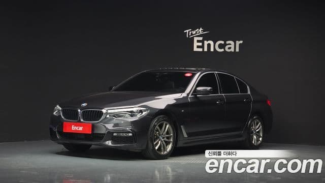 BMW 5 Series 2018 — ფოტო 1/20