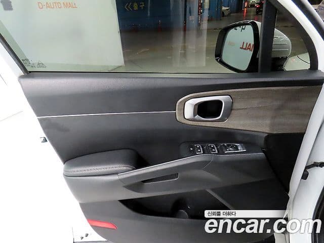 Kia Sorento 2021 — фото 13 из 20