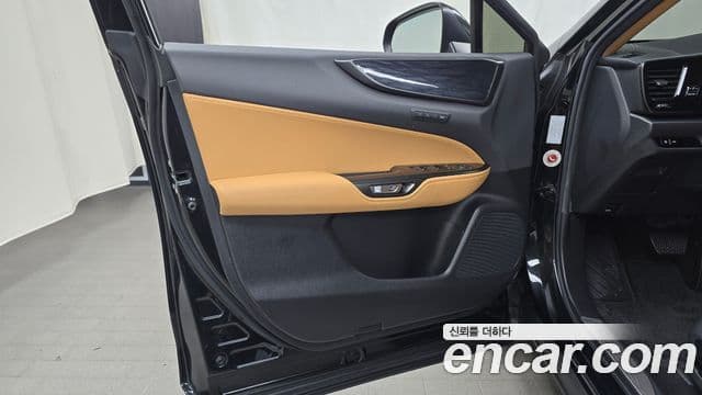 Lexus NX350h 2023 — Şəkil 29/31