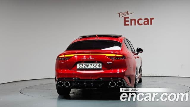 Kia Stinger 2019 — Фото 4/20